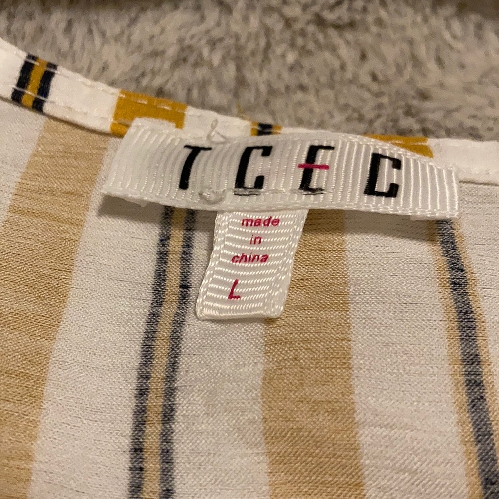 Stripe Crop Top - Picture 3 of 3